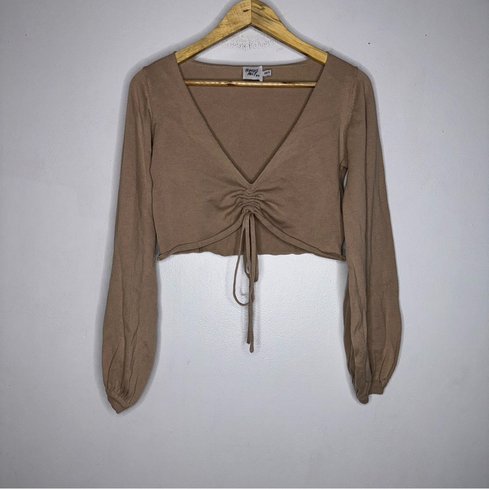 princess polly beige cropped knit long sleeve rouched top Xs/s CP3